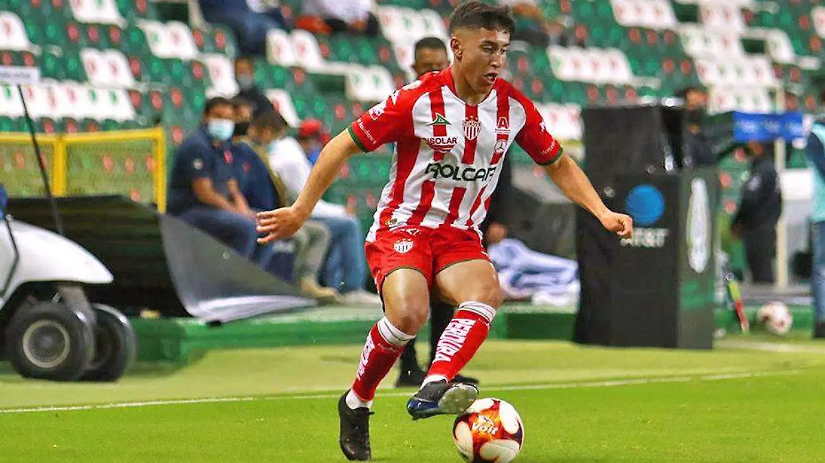 jugador de necaxa